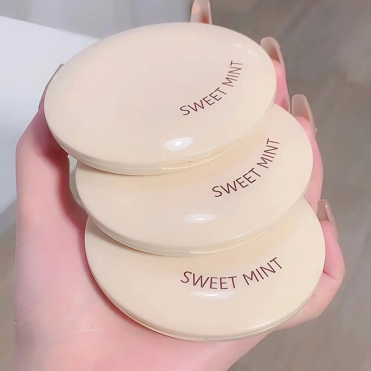 4-Color Concealer Palette Long Lasting Cover Dark Circles Acne Pores Cream Shading Highlighter Moisturize Face Makeup Cometics