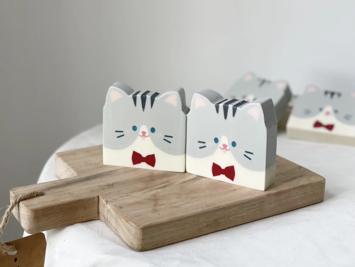 

Soap Scraper Cheese Cat Pattern Handmade Soap Making Tools Acrylic Scraper Rib