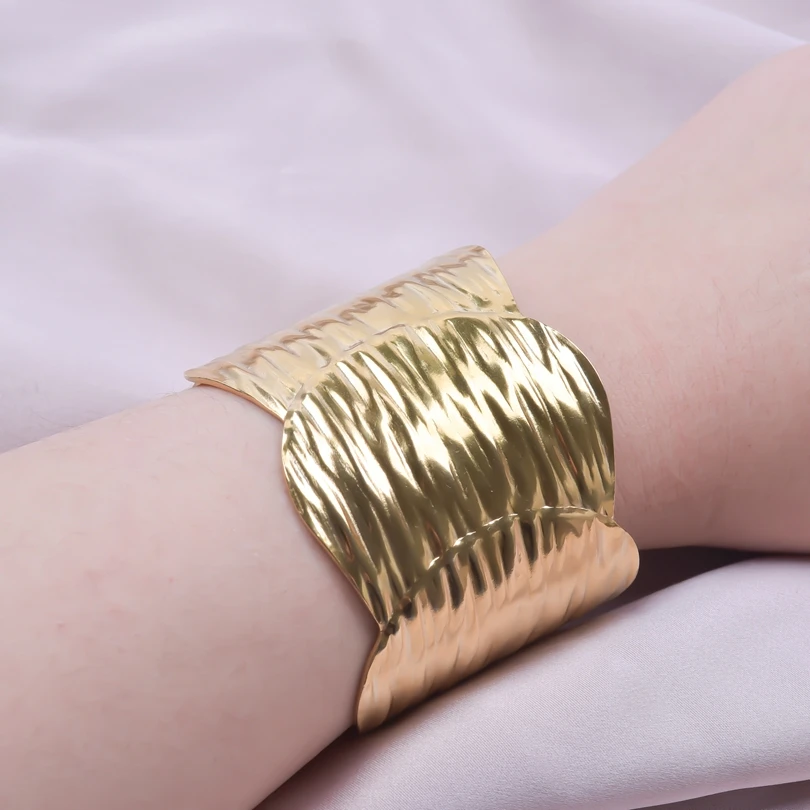1Pc No Fade Textured Cuff Adjustable Aesthetic Bracelet For Women Stainless Steel Minimalist Hip Hop Wide Open Bangle Jewelry 5
