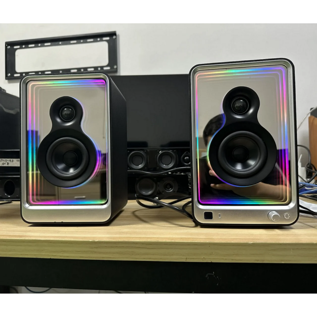 New Bestisan SR15 Active Bluetooth Speaker 40W 2.0CH 3D Mirror Running Lighting HD Audio Bookshelf Gaming Powerful Sound Boxes