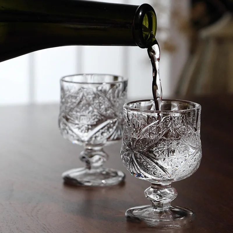 White Wine Glass Retro Goblet with Relief Pattern Shot Glass Set Party Bar KTV Shochu Spirit Transparent Drinking Glasses 50ML wine cup wine glass spirits cup drinking glasses