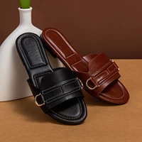 Solid PU Material Vacation Beach Occasion Women's Flat Bottom Slippers Fashionable Classic Women's New Slippers