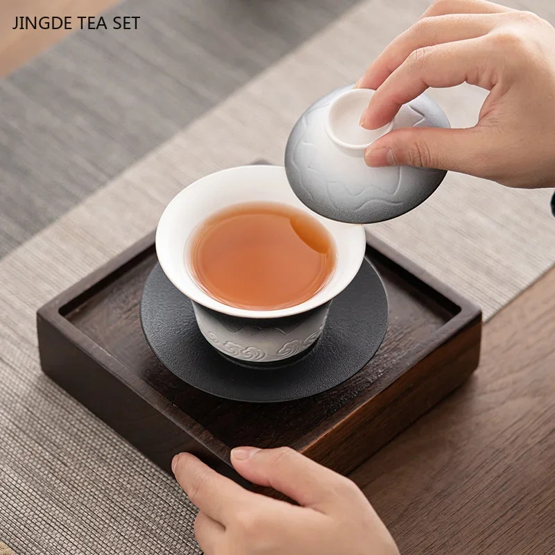 1PCS 110ml ceramic color gradient gaiwan Exquisite home tea infuser Portable beauty teacup traditional tea accessories