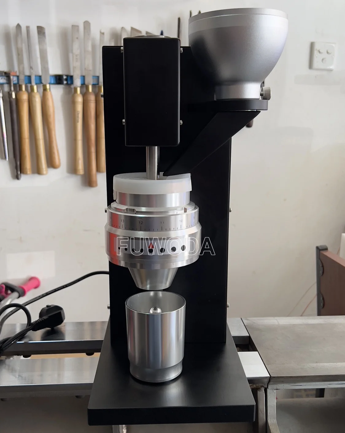 https://ae01.alicdn.com/kf/See2a14459a7e4f17b50d75bde5a1ac46N/Italy-Import-Burr-83MM-Big-Cofffee-Mill-Coffee-Conical-Burr-Grinder-Coffee-Bean-Grinder-For-83mm.jpg