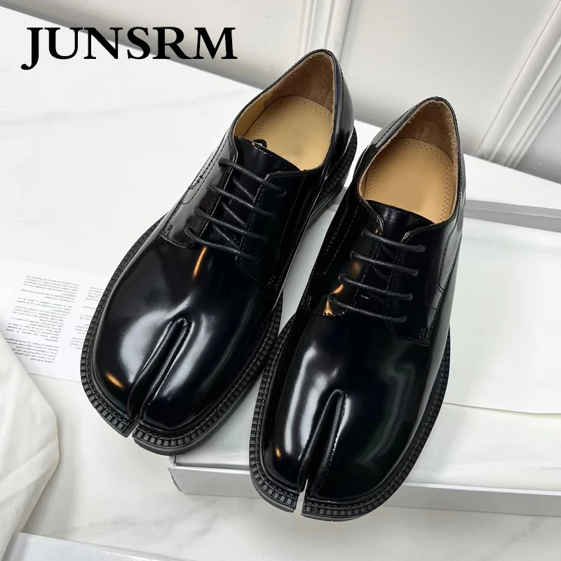 

Glossy Leather Black Thick Sole Shoes Women New Lace-up Height Increase Split Toe Shoes Fashion Walk Office Casual Loafers Ladie