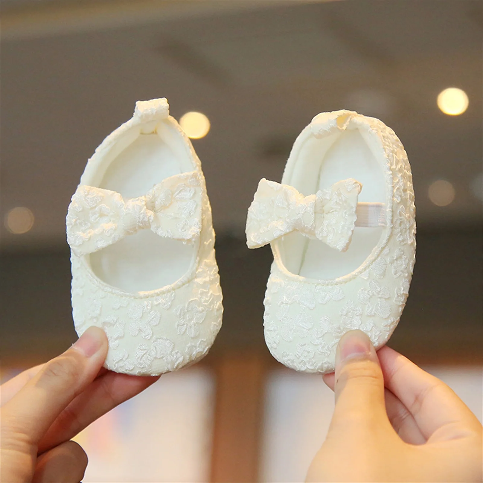 Toddler Baby Girls Cute Floral Flats Crib Shoes Lace Wedding Dress Shoes Non-Slip Newborn Princess Bowknot Walking