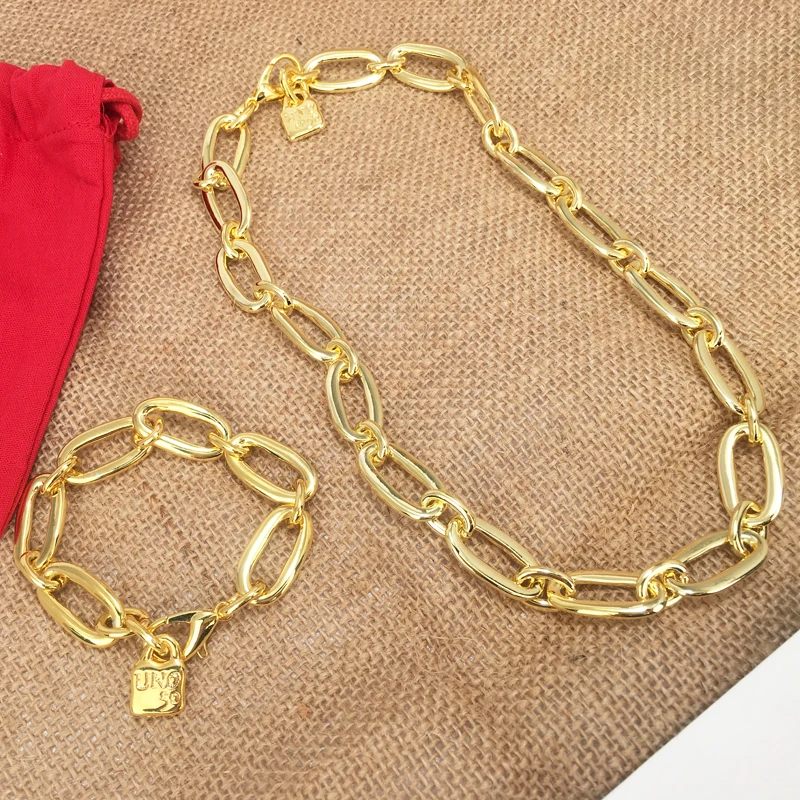 2022 New Stainless steel alloy Silver Color Bead Necklace Can Be Given As A Gift To Women with Free Wholesale Shipping