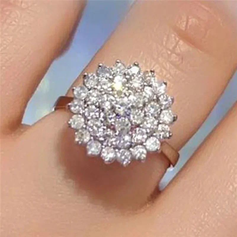 Flower Ring For Women Brilliant Cubic Zirconia Luxury Proposal Engagement Rings Fancy Gift Fashion Jewelry finger rings,fashion rings,engagement rings,zircon rings,fashion ring,crystal rings,metal rings,stone rings,fidget rings