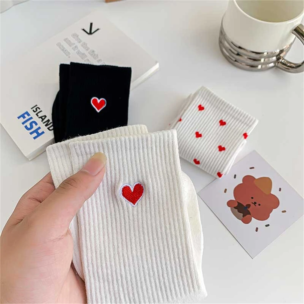 Neue Stickerei Rot Liebe Herz Baumwolle Nette Casual Atmungsaktive Soft Weiß Schwarz Mode Sport Socken Dropship – Detail 15