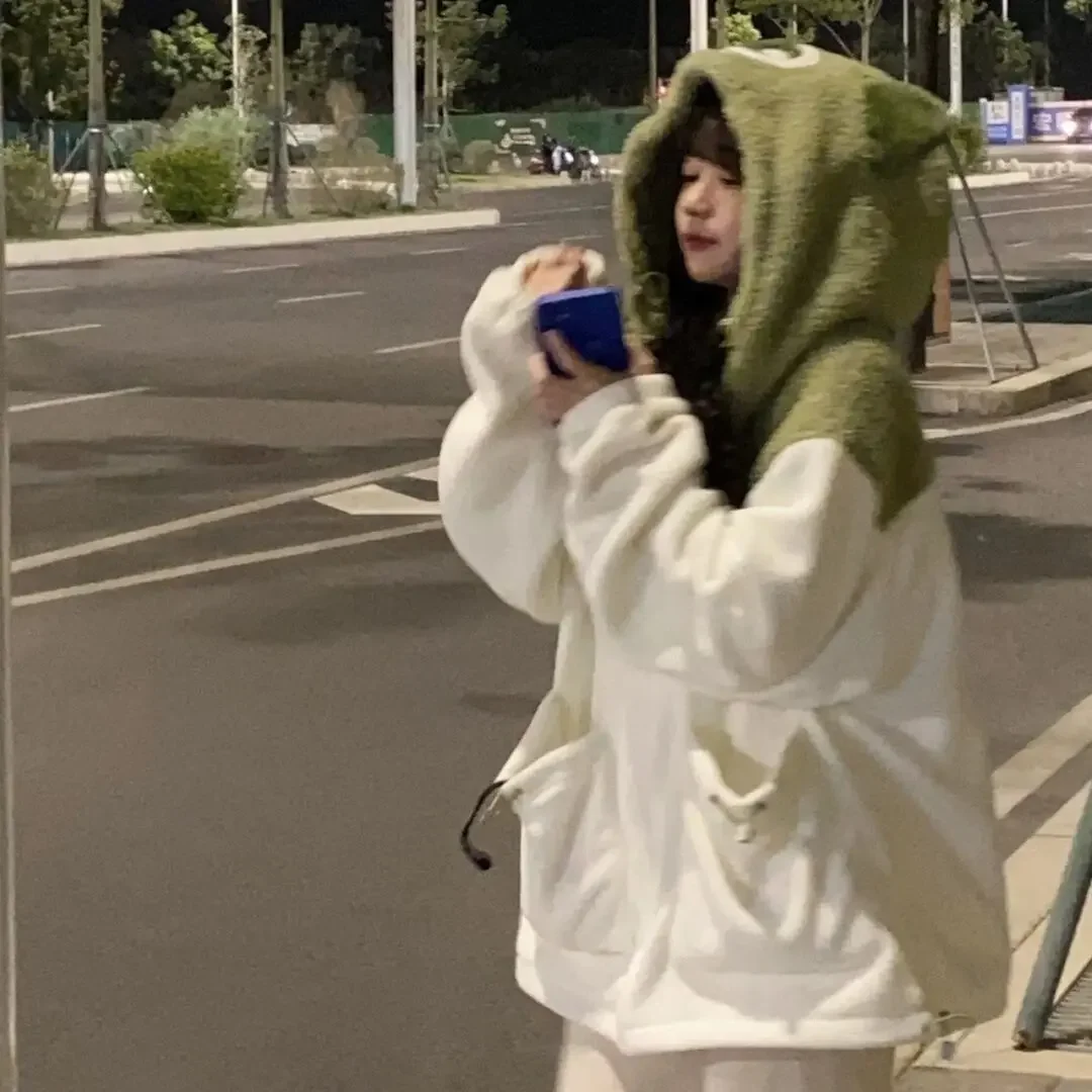 Korean style lazy style lamb plush hooded sweatshirt for women loose design cardigan jacket plus velvet top trend zip up hoodie