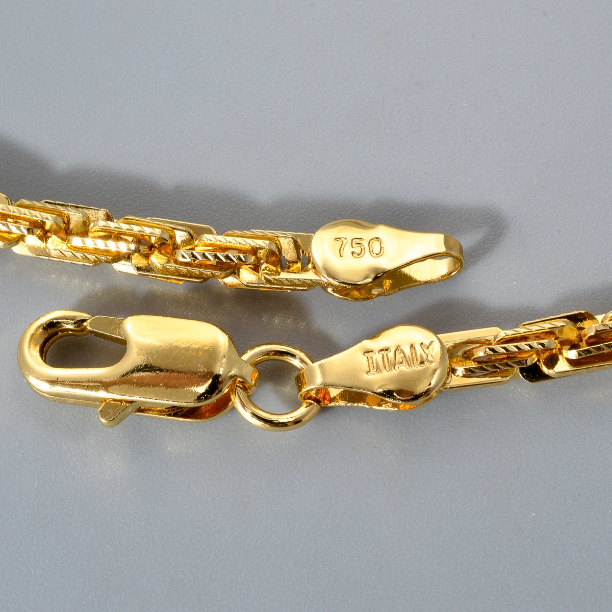 قلادة إيطالية مطلية بالذهب عيار 18 قيراط للرجال وا...