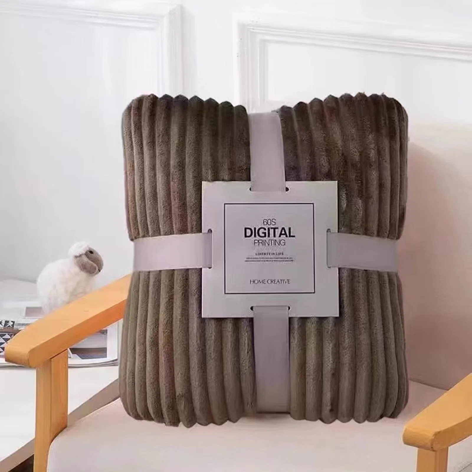 

Французское плюшевое ворсовое одеяло, домашний текстиль, легкие мягкие офисные диваны, кровати, обнимающие спальные одеяла для кондиционирования воздуха