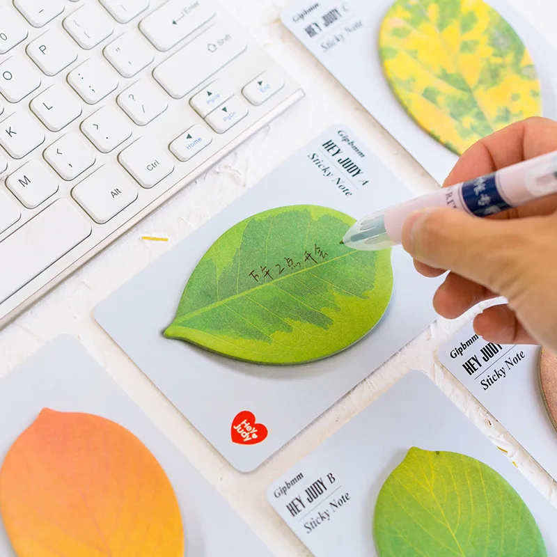 25Sheets/Pack Fallen Leaves Self-Stick Notes Schedule Self Adhesive Memo Pad Planner Stickers Note Bookmark Office School Supply 30 sheets fallen leaves notes self stick notes memo pad schedule self adhesive memo pad sticky notes bookmark planner stickers