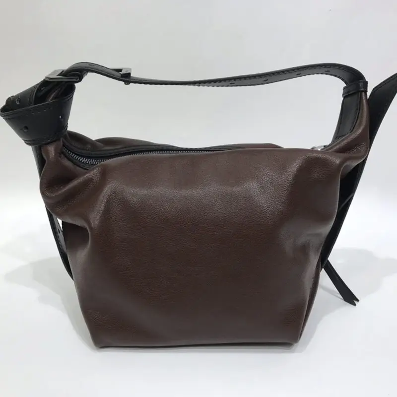 

Women Leather Suedu Panel Casual Zipper Shoulder bag