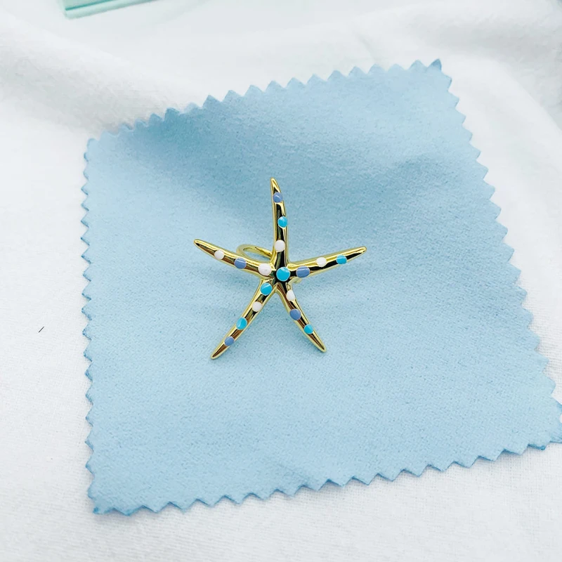 

925 sterling silver golden color starfish clip on earrings for women original design light luxury jewelry fake piercing ear cuff