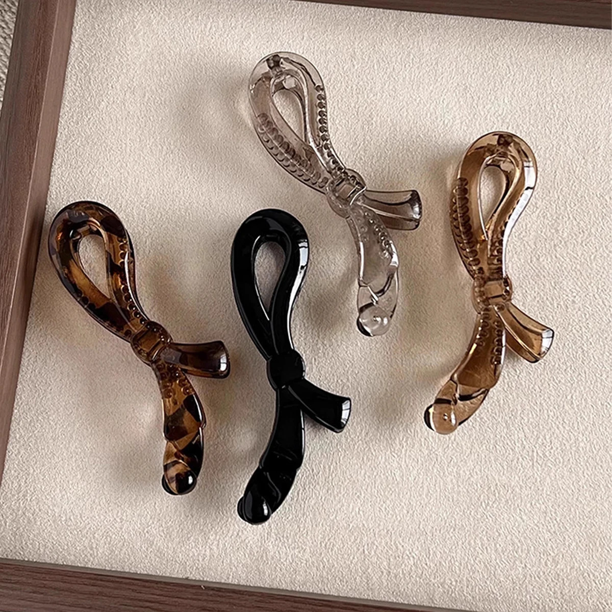 4 stücke Bananen clip vertikaler Clip Pferdes chwanz Clip große elegante Blume kleine frische rutsch feste Haars pange Haarnadel Haarschmuck