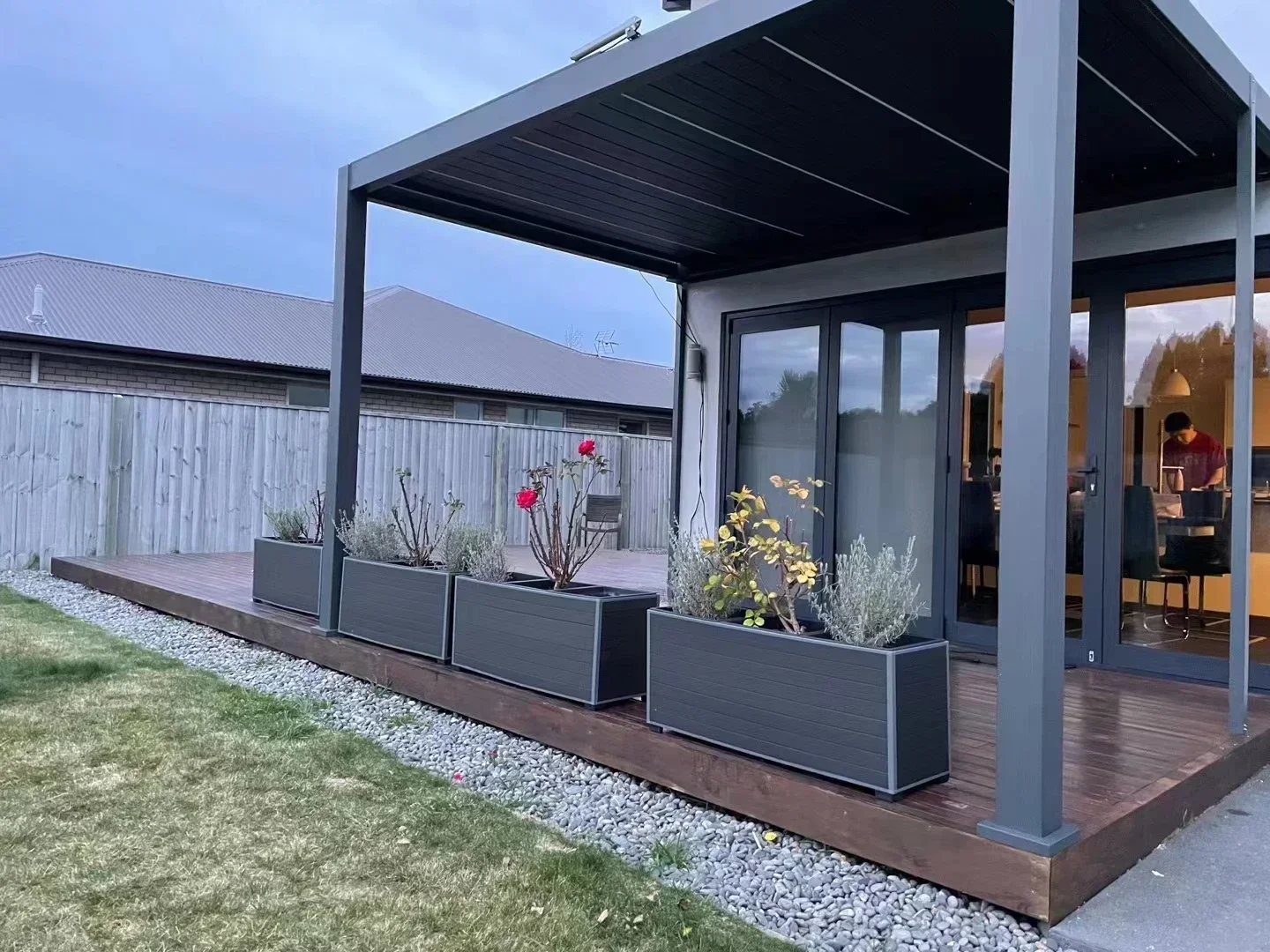 Pergola Moderna In Alluminio Per Esterni Bioclimatica 3 X3M 3X4M 3X5M 4X4M 3.6X3.6M Pergola Dimensioni Personalizzate Pavilion Louver Roof Pergola