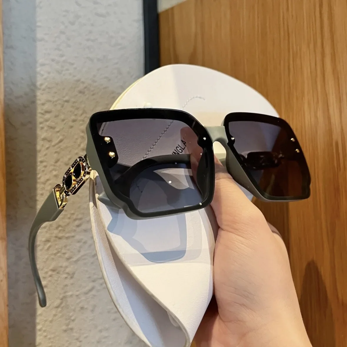 Neue Mode Luxus Marke Sungalsses Frauen Übergroßen Klassischen Quadratischen Sonnenbrille Damen Vintage Platz Gafas De Sol UV400 – Detail 7