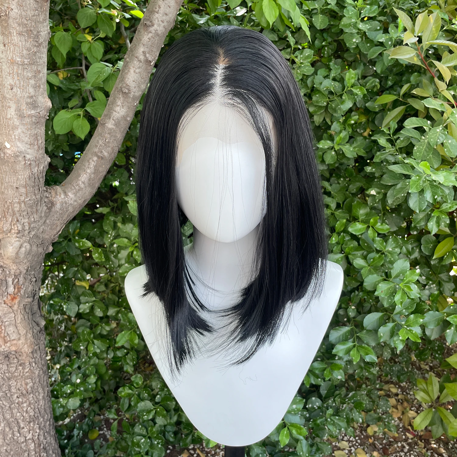 Tiefschwarze 13x6 synthetische Lace-Front-Perücken für schwarze Frauen, schulterlanger Bob, leimlose synthetische Perücken, 150 % Dichte, natürliches Haar – Detail 4