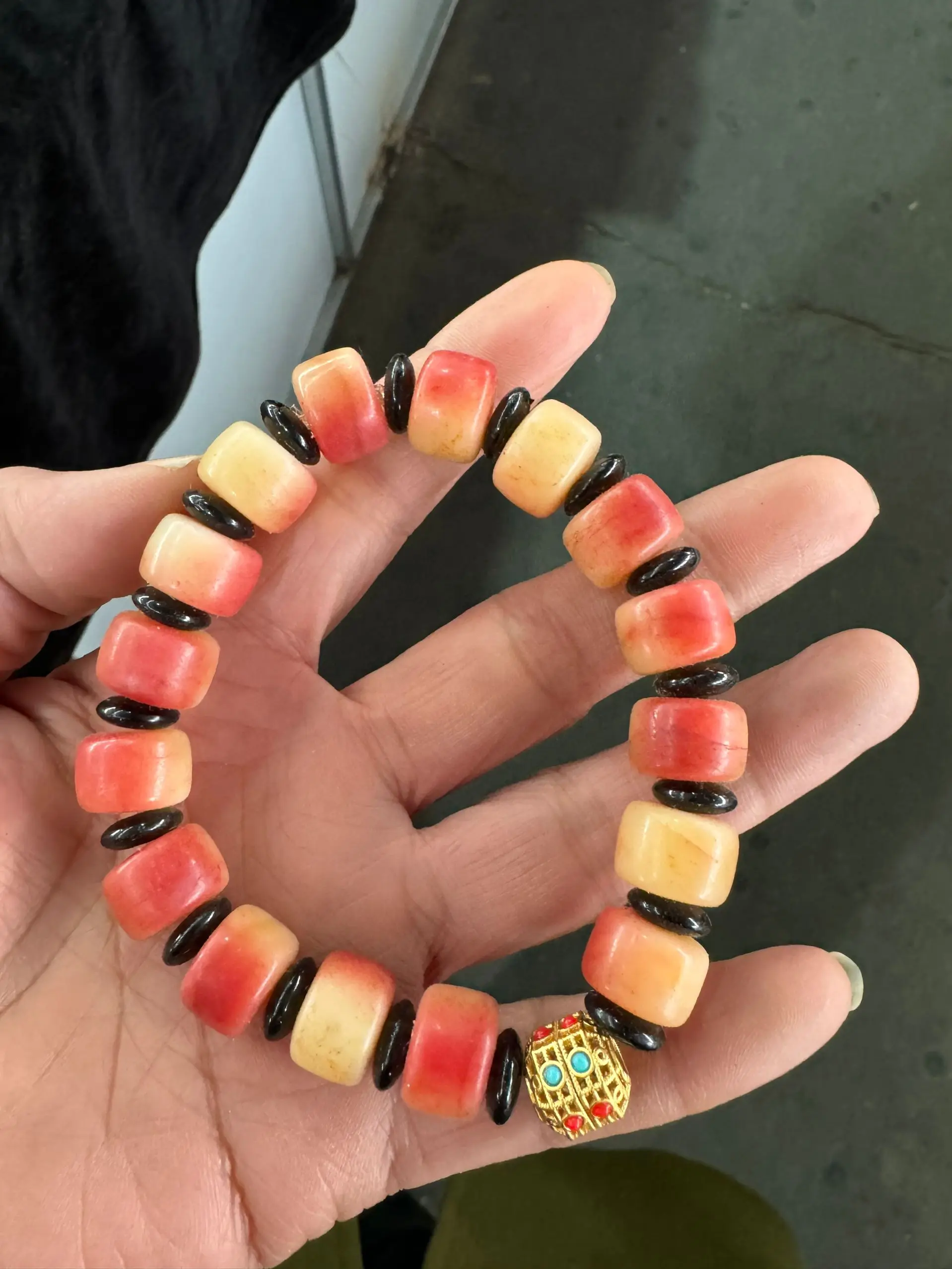 

Natural Camel Bone Pill Bodhi Tibetan style prayer beads accessory Tibetan bracelet