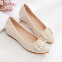 ​​2025 Minimalist Square-Buckle Chain Flats Genuine Leather Slip-Resistant Cushioned Mom Loafers - Image 2