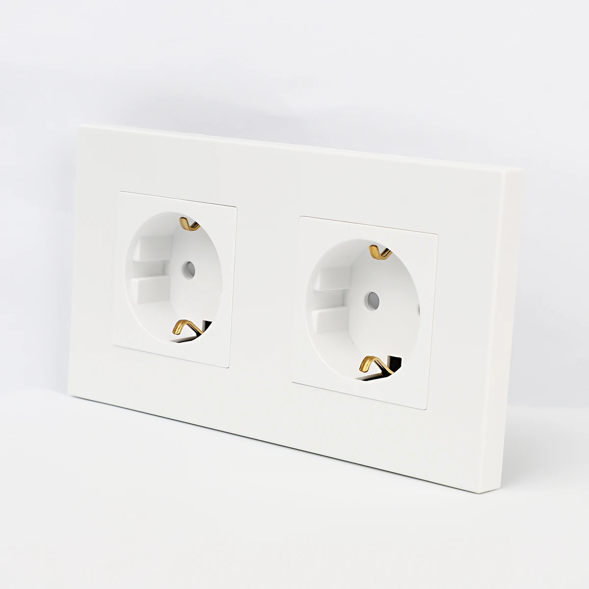 EU 벽 소켓 라이트 푸시 스위치 USB Type-c 포트가 있는 이중 전기 소켓 전원 콘센트 플라스틱 프레임 기계식 스위치