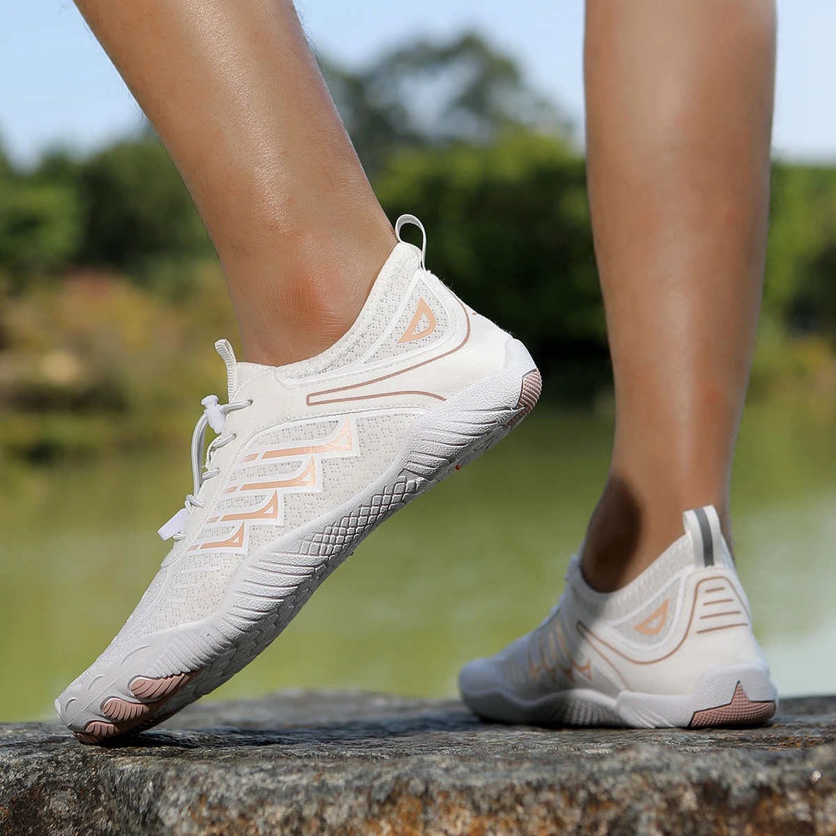 New Quick-Dry Aqua Shoes Couple Summer Beach Anti-Slip Aqua Shoes Swimming Wading Breathable Creek Tracing