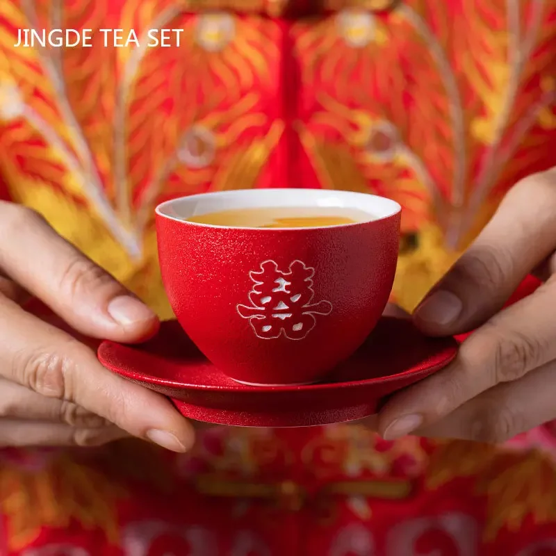 Red Ceramic Double Happiness Tea Pot Set Chinese Wedding Tea Sets Teacup Tray Suit Customized Exquisite Porcelain Teaware Gifts