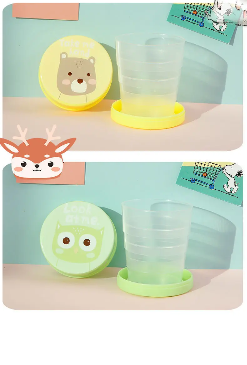 Children's cartoon travel cup collapsed and expanded demonstration.