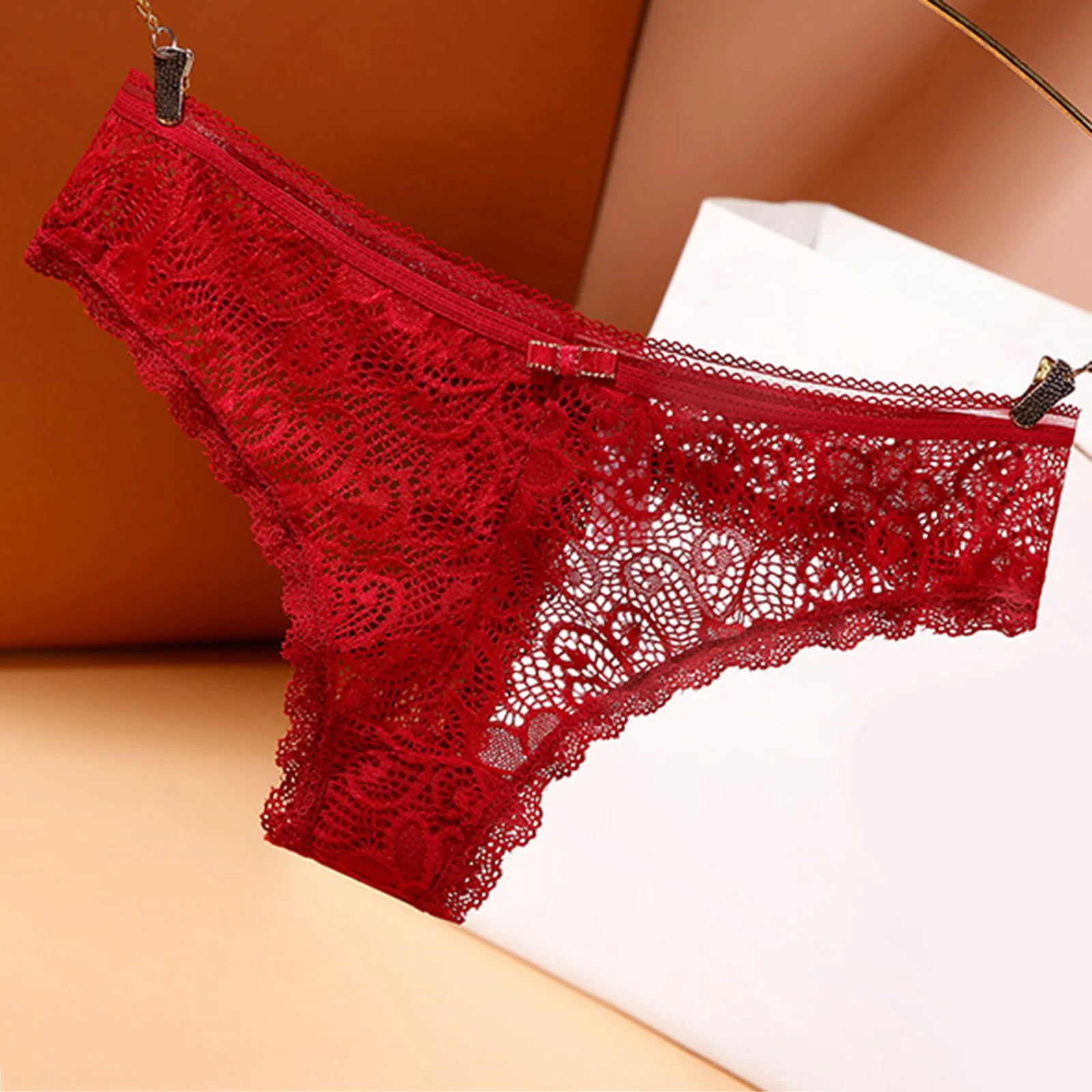 

Sexy Lace Thong Womens Panties Seamless Panty Mesh Underpant Floral G-string Ladies Lingerie Women Transparent Erotic Panties