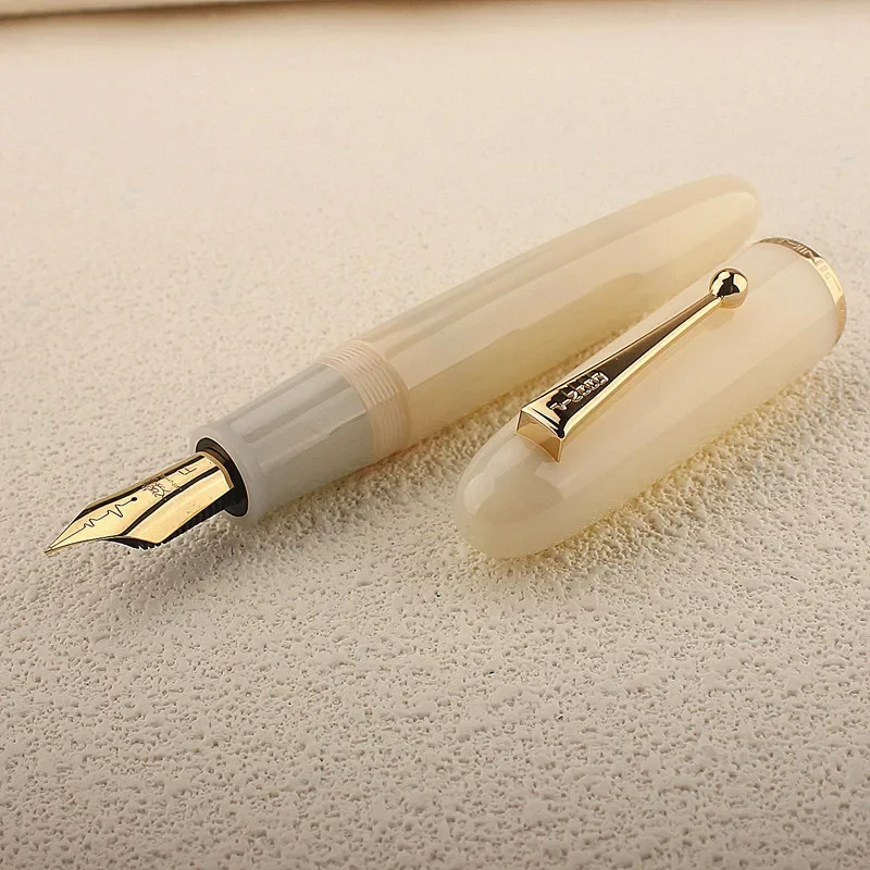 ベトナムのペン ハートビートペン先! Jinhao赤万年筆、大型樹脂付きオフィス