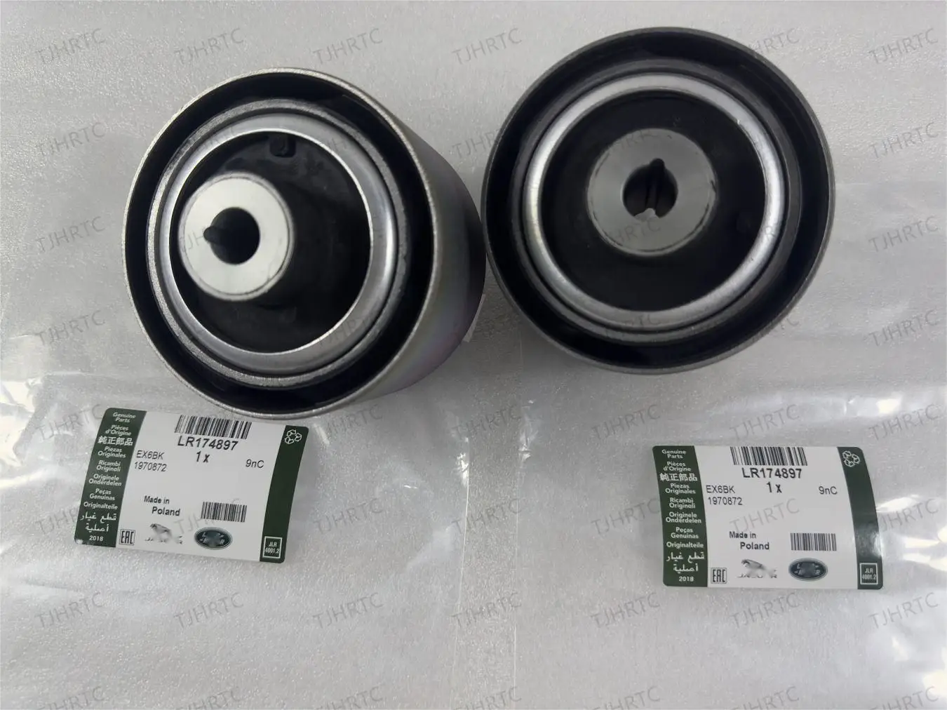 

Land Rover front suspension arm bushing is suitable for Range Rover Administrative SportDiscovery 5rubbersleeveLR148836 LR174897