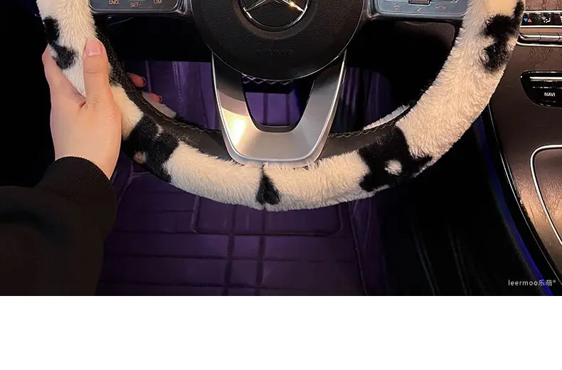 Winter Car Steering Wheel Cover Plush Warm Lint Fashion Cute Product Interior Accessories for Woman Girls Female Driver