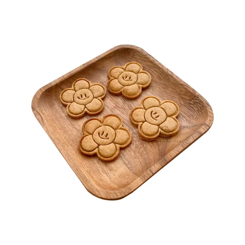 Description Picture 3 of itemSmiling Flower Cookie Cutter Plastic DIY Fondant Cake Biscuits Mold Birthday Dessert Candy Decoration Mould Pastry Bakeware