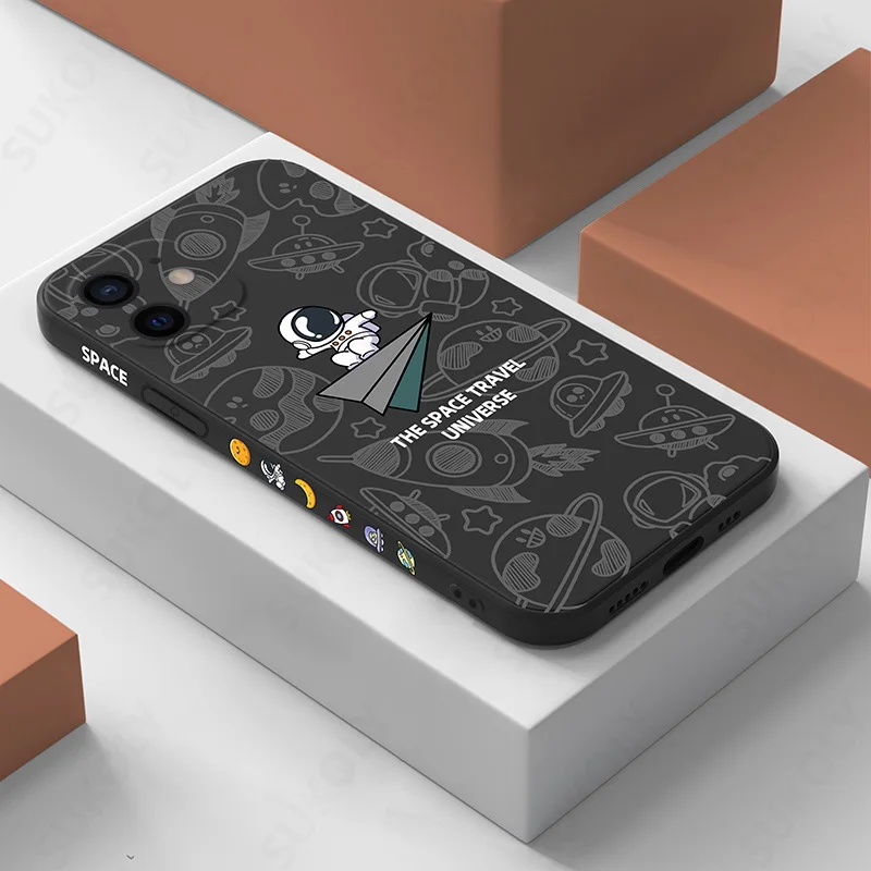 케리어케이스 삼성 S22 S23 울트라 플러스 갤럭시 S22 플러스를 위한 가죽 손목 스트랩 홀더 휴대폰 케이스, 매트 플라스틱 보호 후면 커버 11 아이폰 우주비행사 케이스, 충격 방지 범퍼, 만화 실리콘 소프트 폰 커버, 아이폰 15 프로 맥스 14 15 프로 13 12 프로 맥스 11