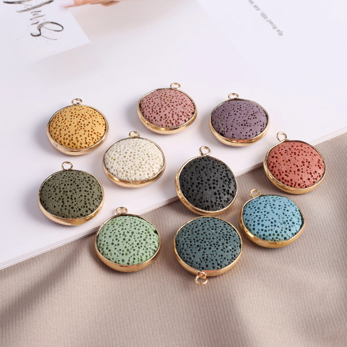 

Volcanic Rock Pendant Charms Natural Lava Stone Pendant Round Shape for Women Making DIY Necklace Accessories 27x25x7mm