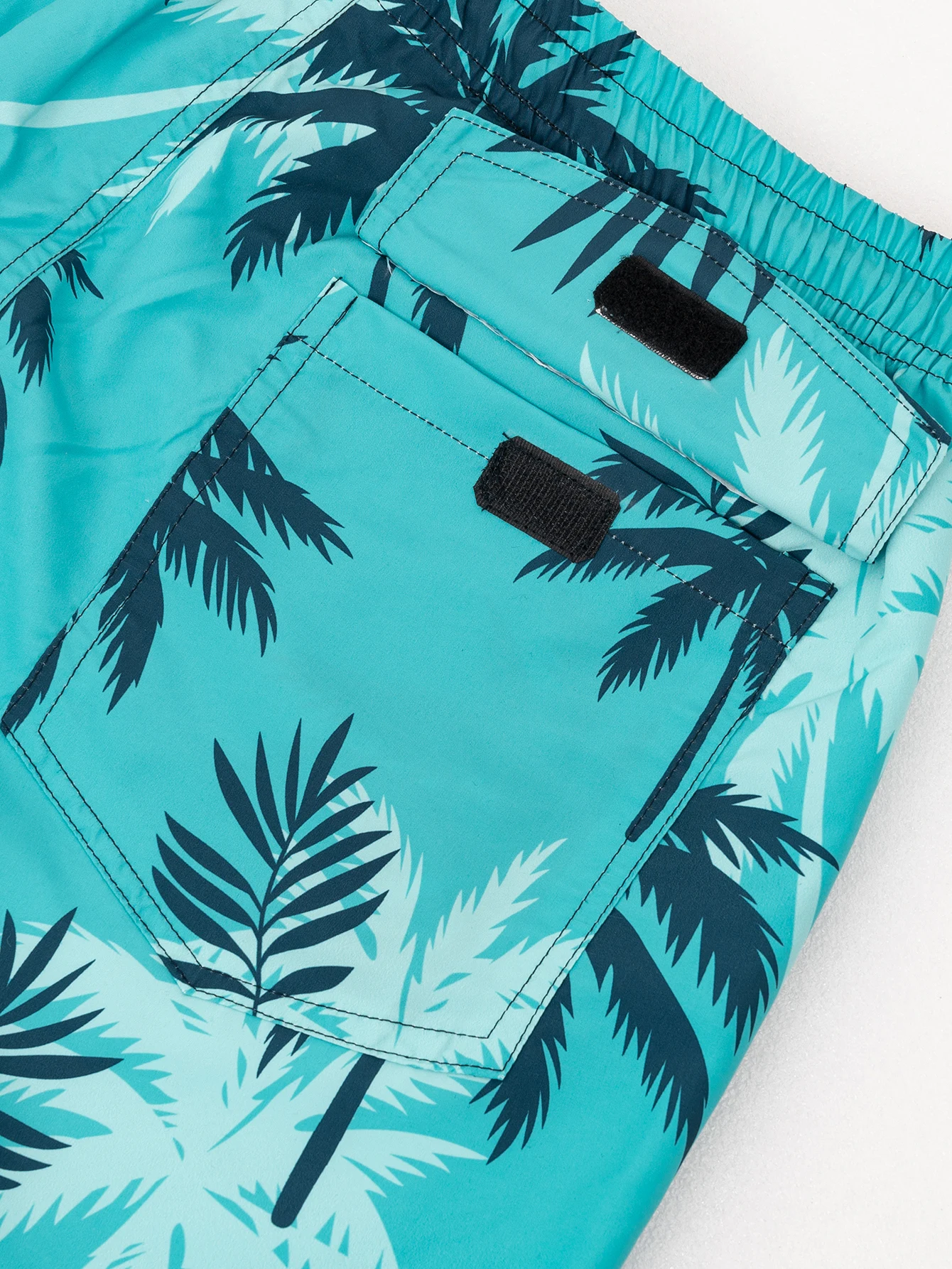Men's Lightweight Swim Trunks Outdoor Casual Drawstring Beach Shorts Spring&Summer Quick Dry Mens Bathing Suits with Mesh Lining