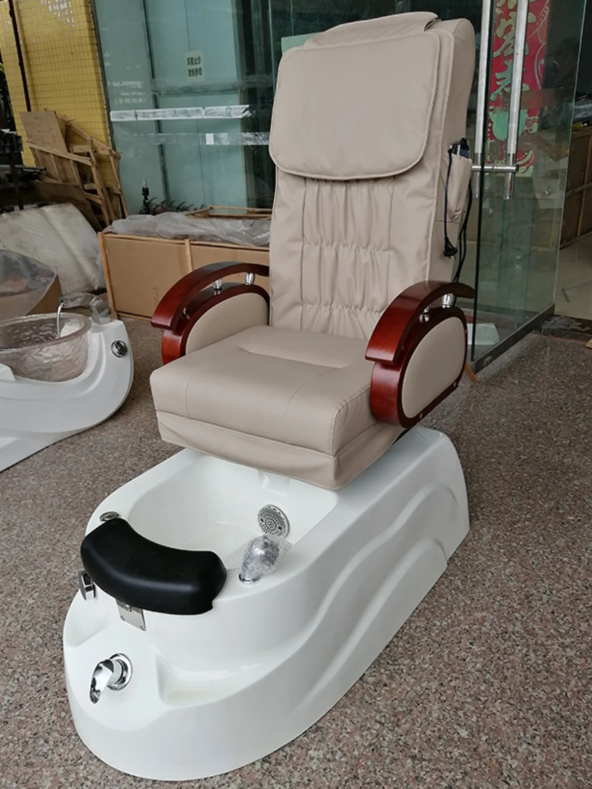 

Half lying foot massage chair, manicure foot bath, foot wash sofa chair, can be folded down for spa foot bath care