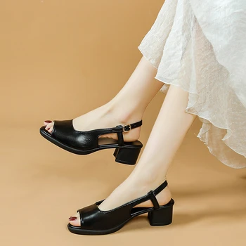 الصيف جولة اصبع القدم مثير مريحة / خفيفة الوزن الصنادل النسائية المألوف جديد بسيط ضوء الفم مأدبة صنادل عالية الكعب 4