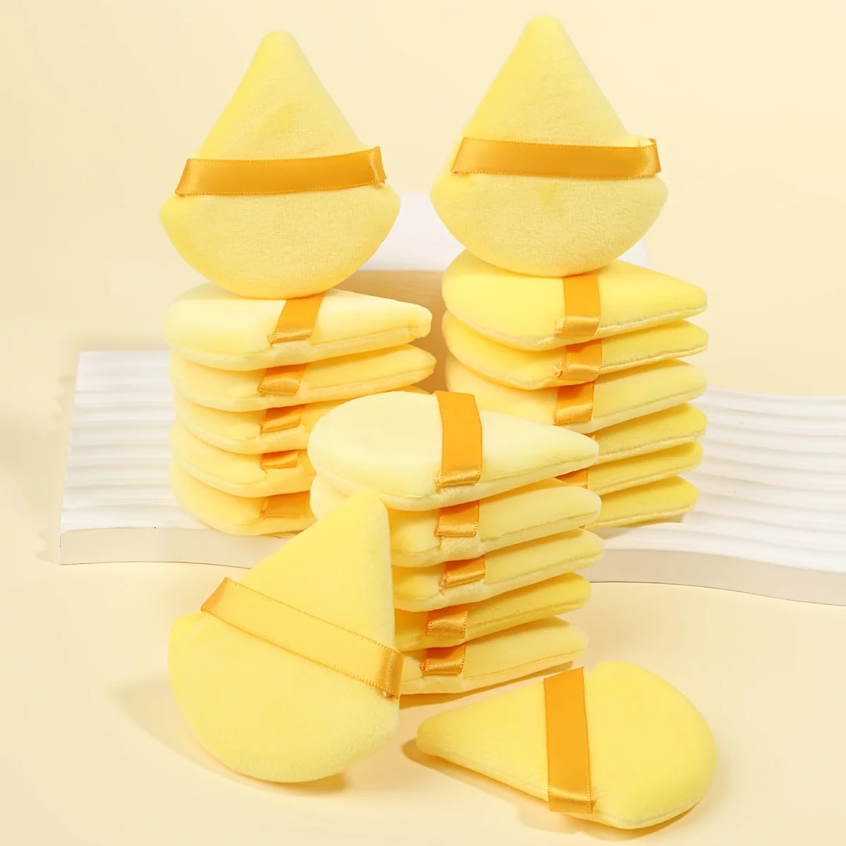 15개 벨루어 삼각형 파우더 퍼프 세트 - 루즈 파우더용 친수성 및 세척 가능, 라텍스 프리 모든 피부 타입, 여행/가정용