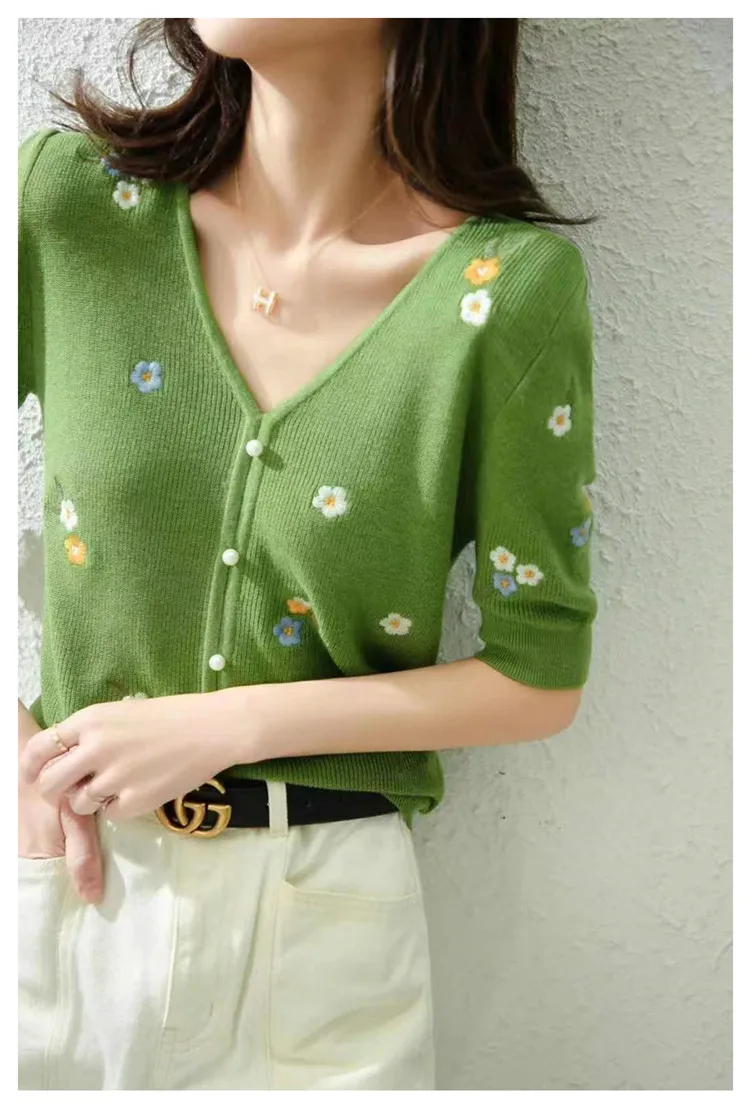 V-neck embroidered wool jersey spring/summer 2022 New five-point mid-sleeve top Green short-sleeve woman