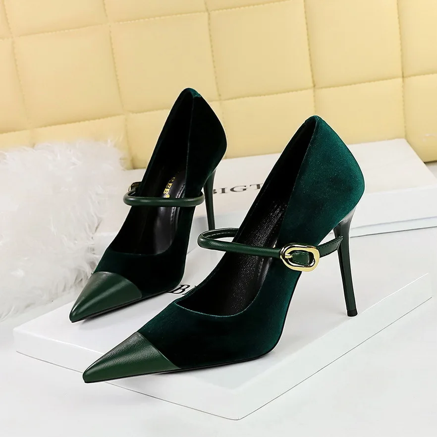 thumbnail image 1 of Zapatos de tacón alto y fino para mujer, con punta de gamuza y tacón bajo, con hebilla de metal y punta recta, para banquetes, con un solo zapato para mujer, 1 of 5
