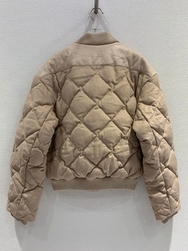 

Women Short Goose Down Jacket Vintage Cashmere Paneled Sheepskin Winter 2022 New Lady Old-School Chest Logo Quilted Diamond Coat