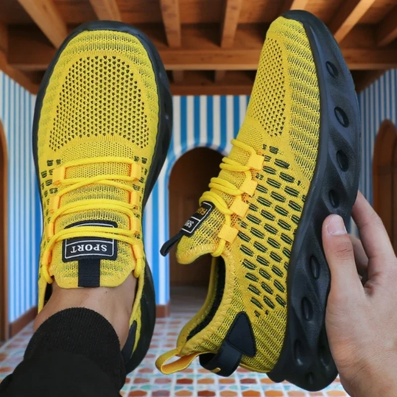 Men's Fashion Casual Sneakers  Athleti Max Performance Running Kicks Ultra Lightweight Trainers Newly Launched Trendy Sneakers