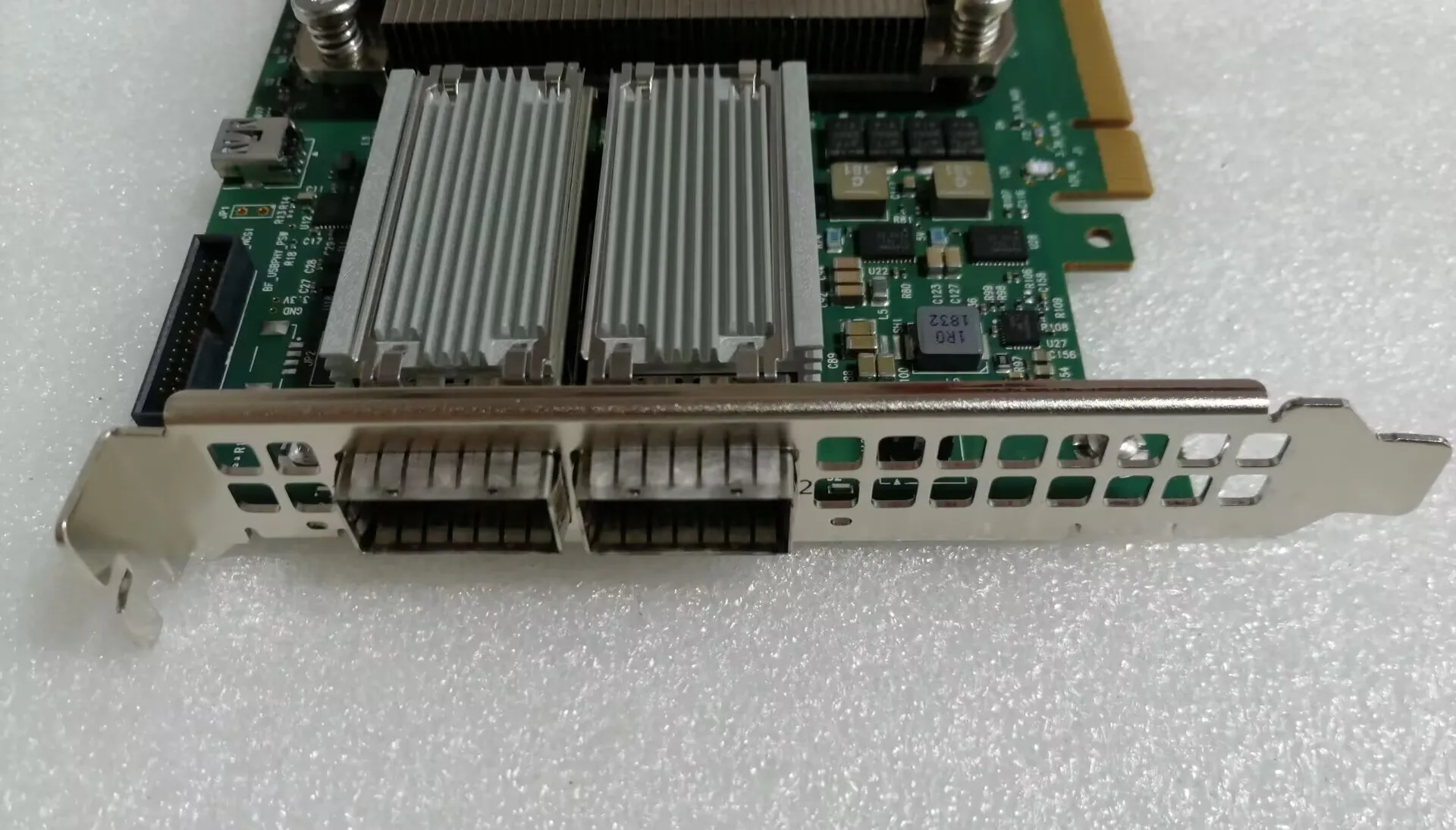BlueField SmartNIC MBF1L516A-CSNAT-C11, BF1L516A, ETH 100Gb, 2x QSFP28, 3.0, 4.0x16