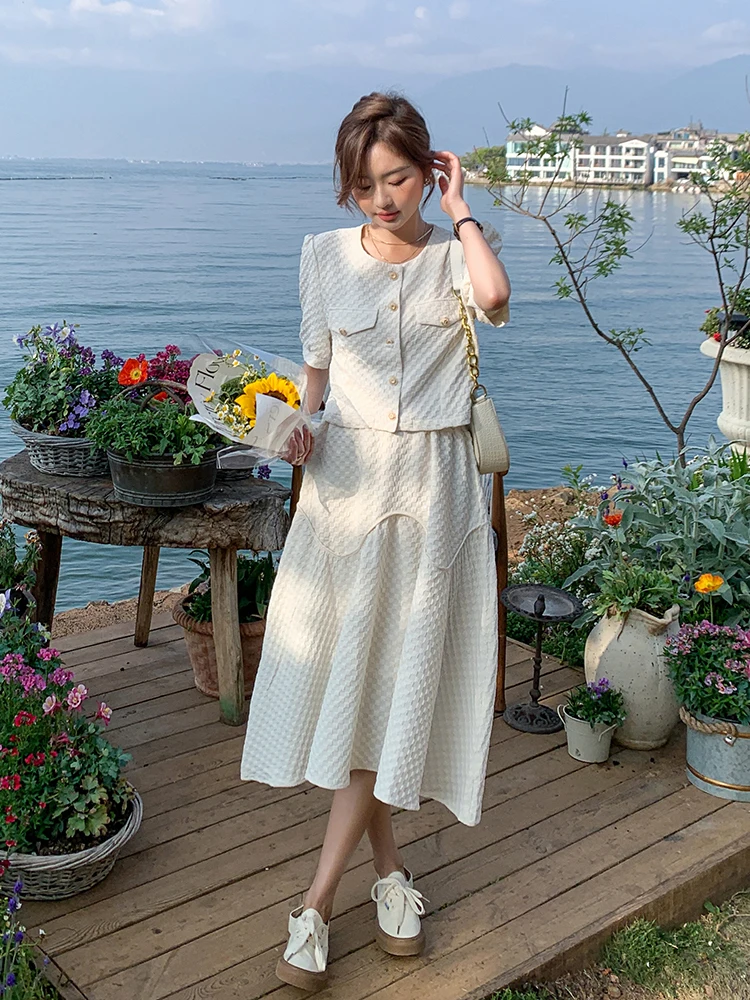 

Vintage Elegant Shirt and Skirt Two Piece Sets 2022 Summer Women Korean Style Slim Short Tops High Waist A-line Skirts Set H05