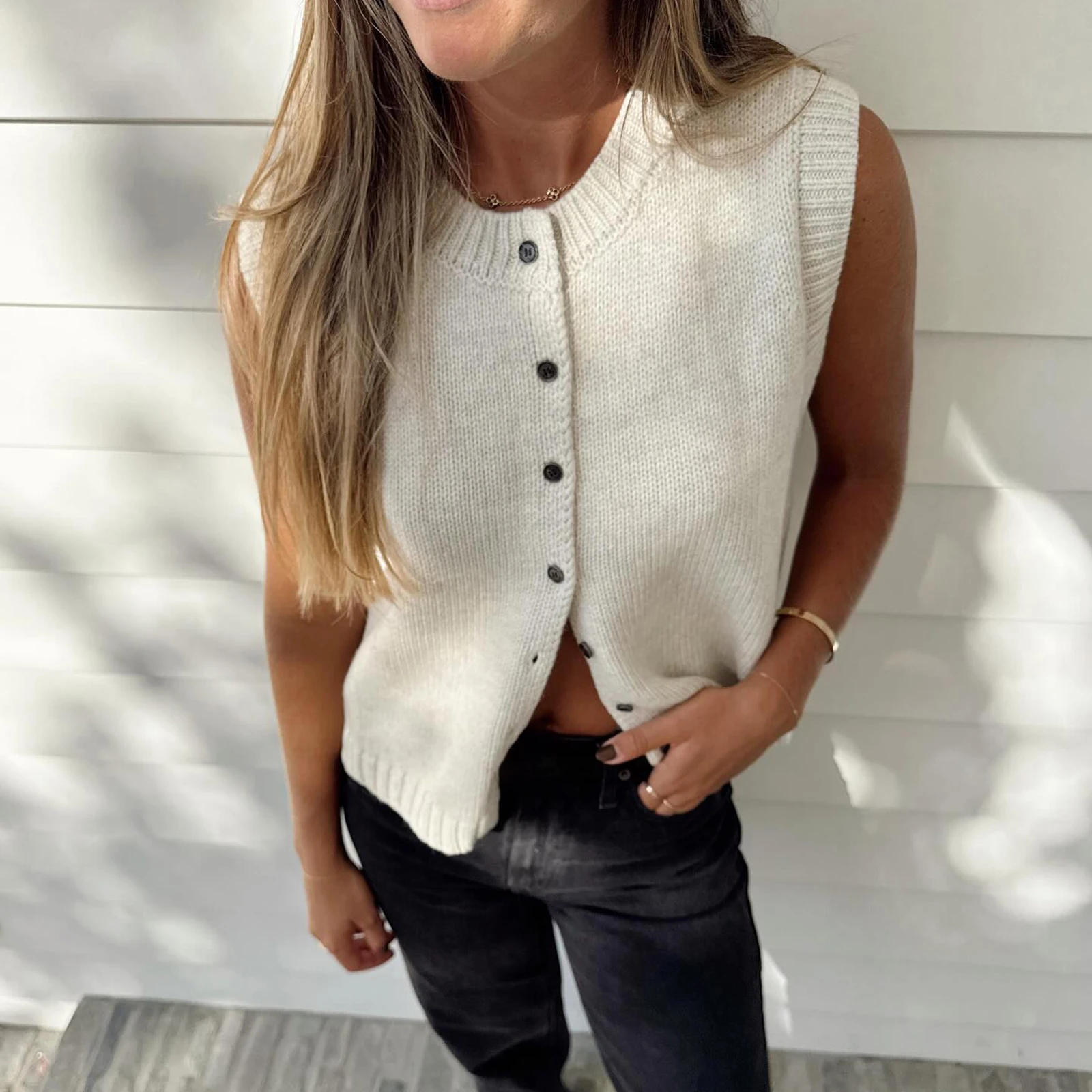 

Combhasaki Womens Y2K Knitted Tank Tops Casual Summer Button Down Front Basic Sweater Vest Sleeveless Aesthetic Shirt Streetwear