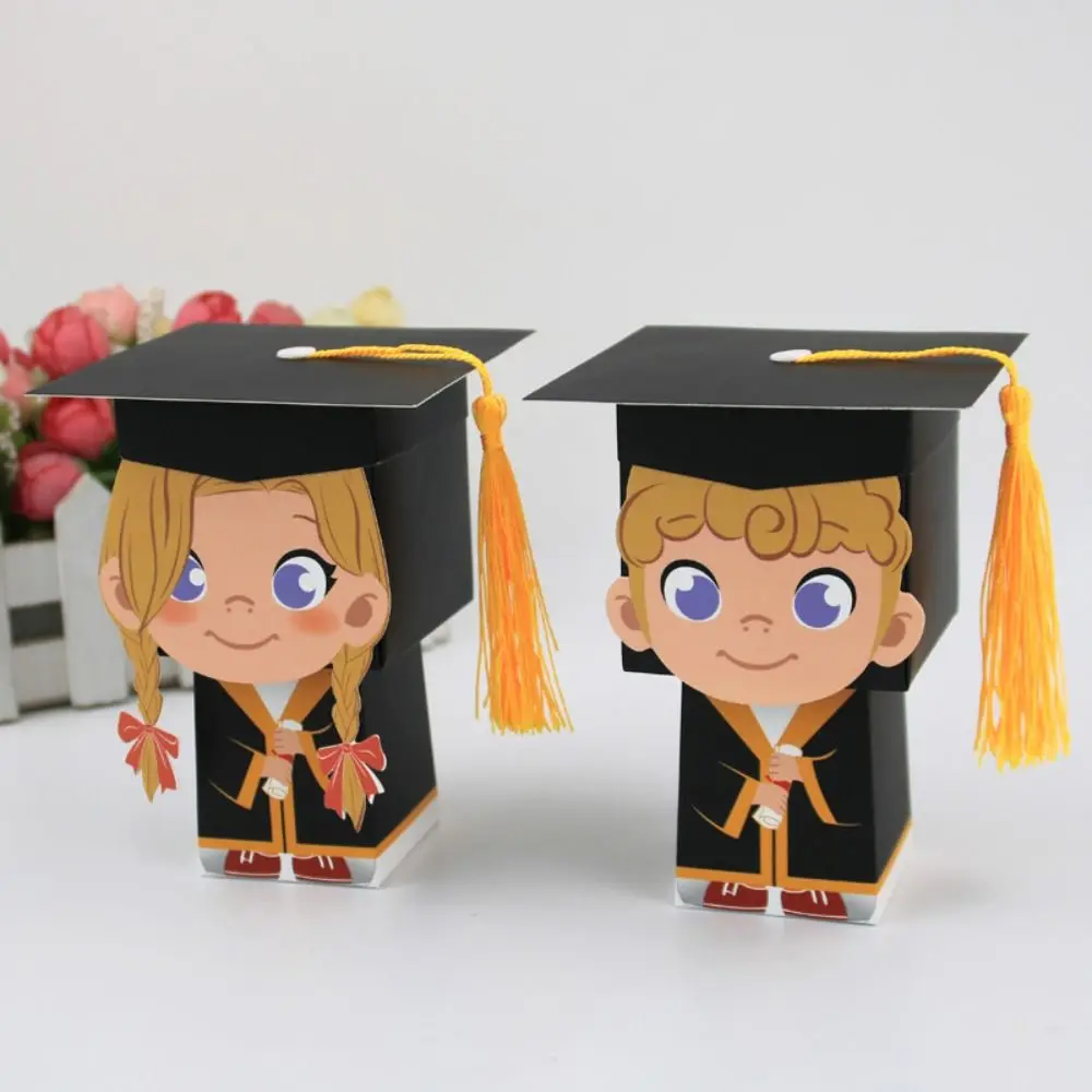 

10pcs Paper Craft Graduation Candy Gift Box European Cartoon Doctoral Cap Boxes DIY Girl and Boy Packaging Box Party Favors