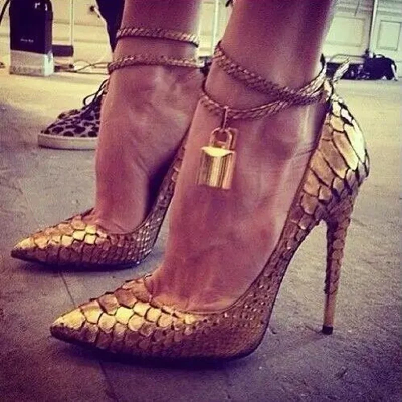 

Sexy Gold Snakeskin Stiletto High Heels Pumps Shoes Pointed Toe Ankle Straps Lock Women Formale Shoes Plus Size 42 Ladies Shoes