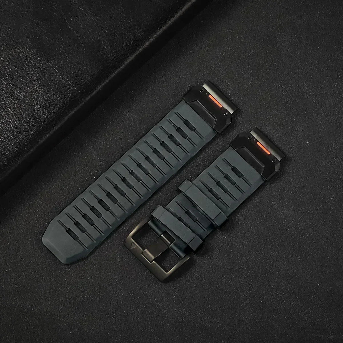 Quick Fit Fluororubber Watch Strap - Durable & Versatile Replacement Band (22/26mm)